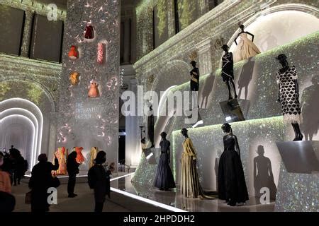 Dior exhibit 2022